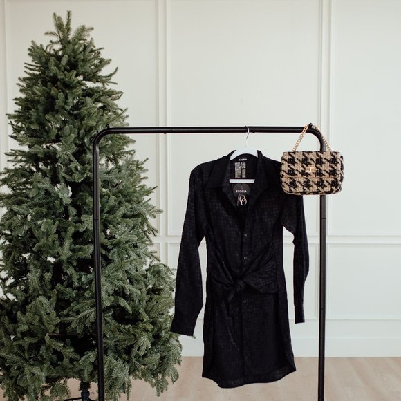 Storia Monochromatic Houndstooth Mini Dress - Picture 9 of 9